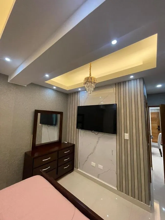 Apartamento En Santo Domingo Con Piscina 5C Apartamento 0*,